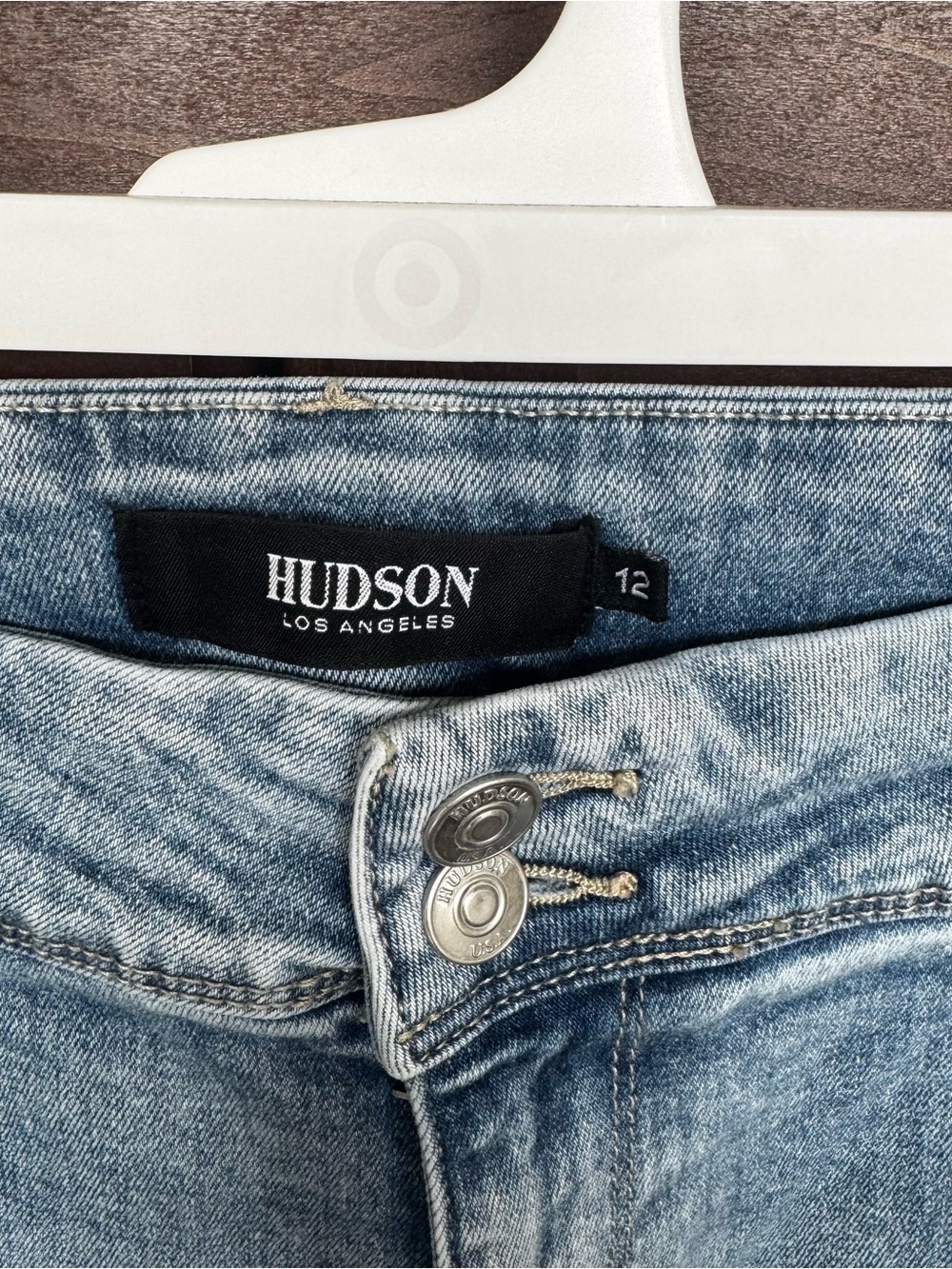 Hudson Jeans Size 12 Light Wash Double Button Flap Back Pocket Straight Leg EUC - Picture 6 of 15
